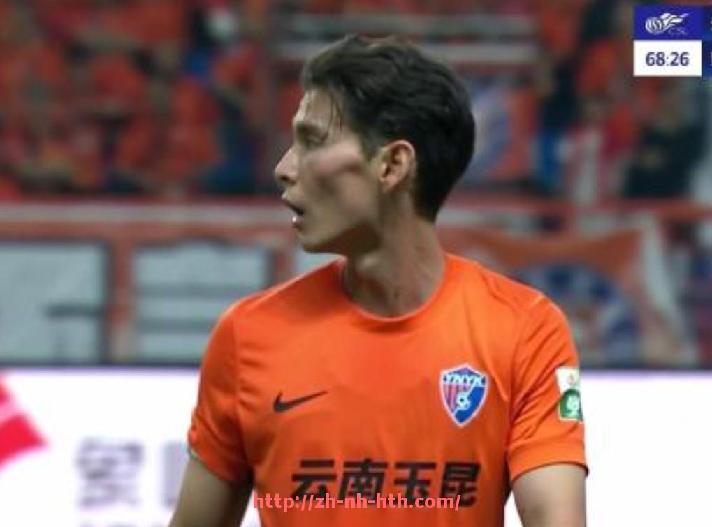 华体会hth登录入口-世俱杯中后卫短传精准度分析:后场传控体系稳定基石 华体会hth登录入口-世俱杯中后卫短传精准度分析:后场传控体系稳定基石