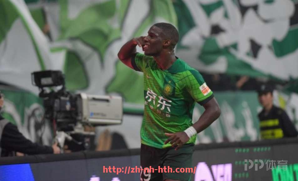 华体会hth登录入口-火箭队队标演变历史与品牌视觉设计故事 华体会hth登录入口-火箭队队标演变历史与品牌视觉设计故事